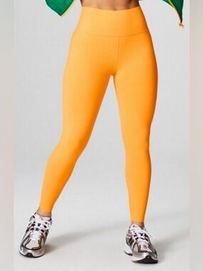 Women’s Fabletics PowerHold Define High Leggings 7/8 Desert Sun Orange ~ Sz M